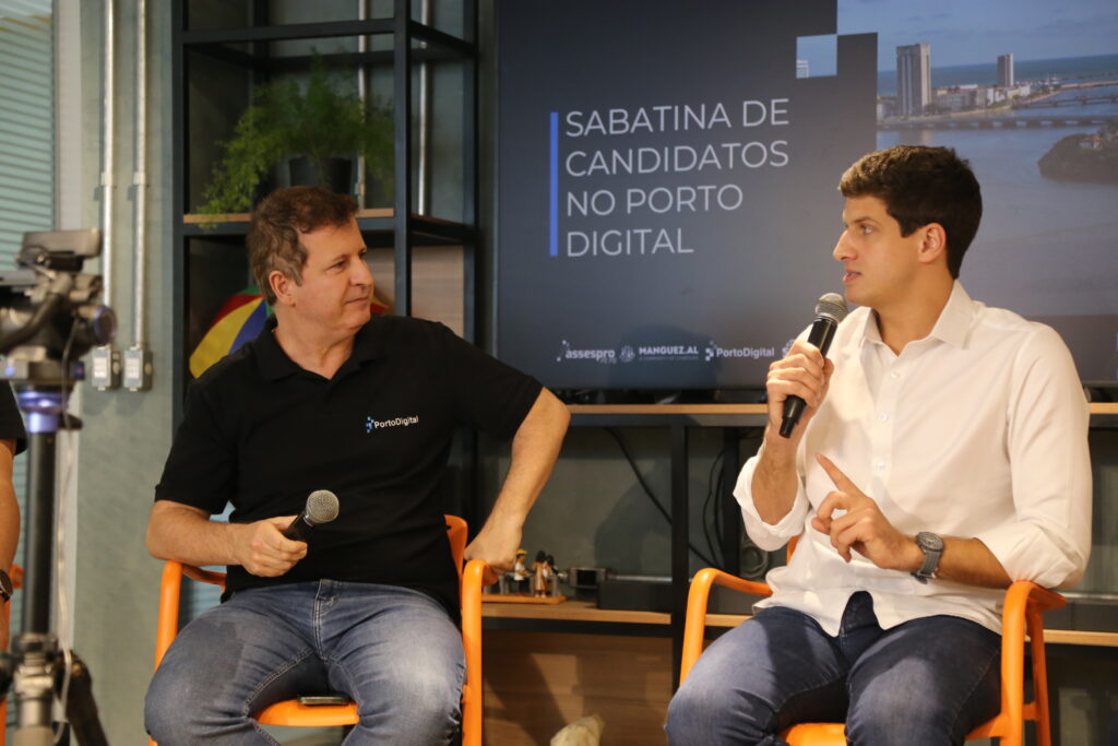 João Campos reforça compromisso com Embarque Digital e cita investimentos no Bairro do Recife