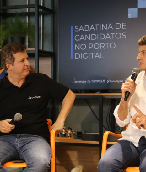 João Campos reforça compromisso com Embarque Digital e cita investimentos no Bairro do Recife