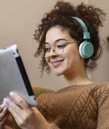 Seu cérebro em pausa: como o uso intenso do ChatGPT pode prejudicar a mente (Imagem: Freepik)