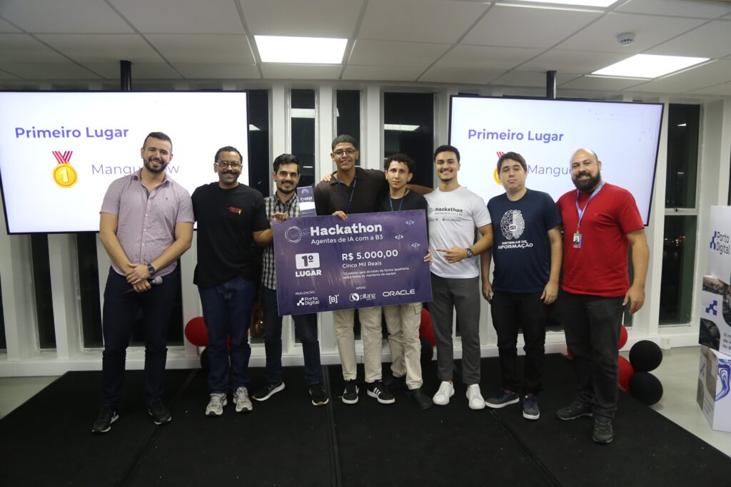 Equipe vencedora do Hackathon Agentes de IA (Crédito: PC Pereira/Porto Digital)