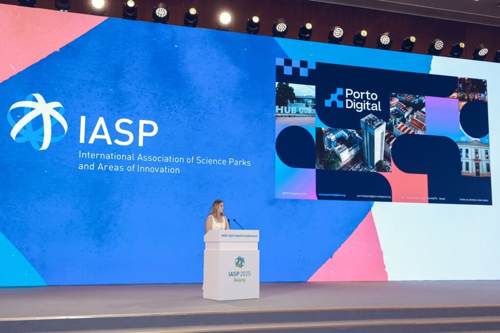 Diretora executiva do Porto Digital, Mariana Pincovsky, apresentou case em evento global da IASP (Crédito: Divulgação)