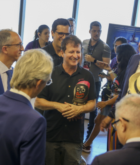 Representantes da diplomacia francesa marcam presença no Hackathon França-Brasil de Inovação Sustentável