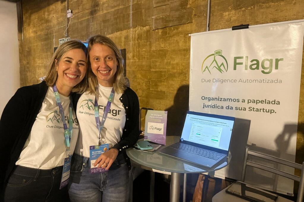 Estande da Flagr na Arena de Negócios do REC'n'Play 2025 (Crédito: Suzanna Borba/Porto Digital)