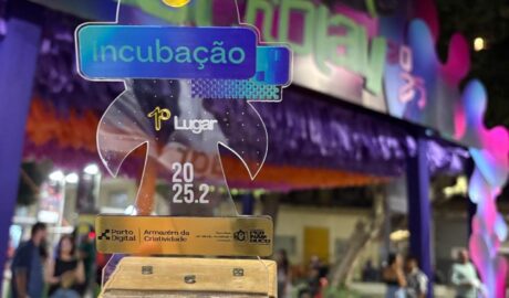 Prêmio da incubação para a Flagr no REC'n'Play 2025 (Crédito: Renata Oliveira/Arquivo Pessoal)