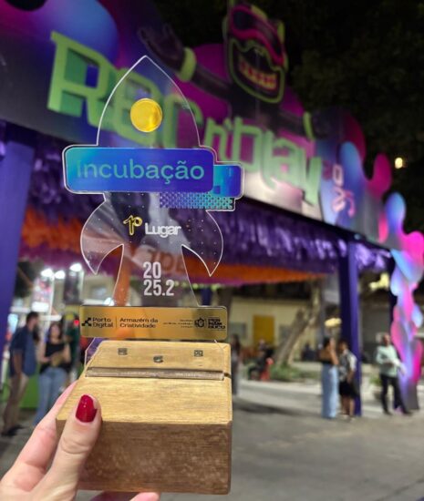 Prêmio da incubação para a Flagr no REC'n'Play 2025 (Crédito: Renata Oliveira/Arquivo Pessoal)