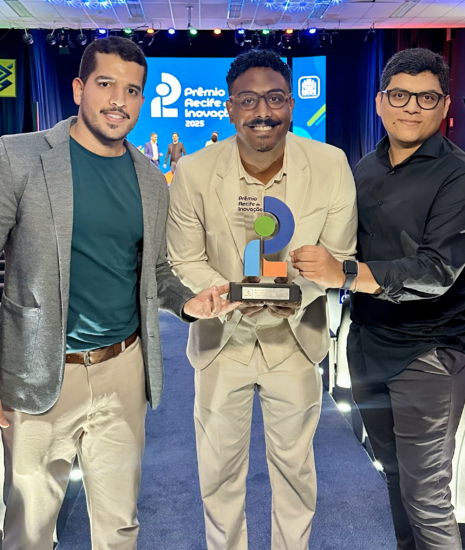 FH Data é eleita a Startup Mais Inovadora do Recife em 2025 na categoria de Maior Tração