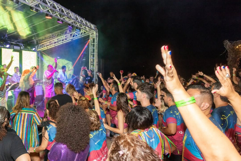  Bloco Balança a Pitangueira, da Pitang, desfila na quinta-feira (Crédito: @balancapintagueira/Divulgação)