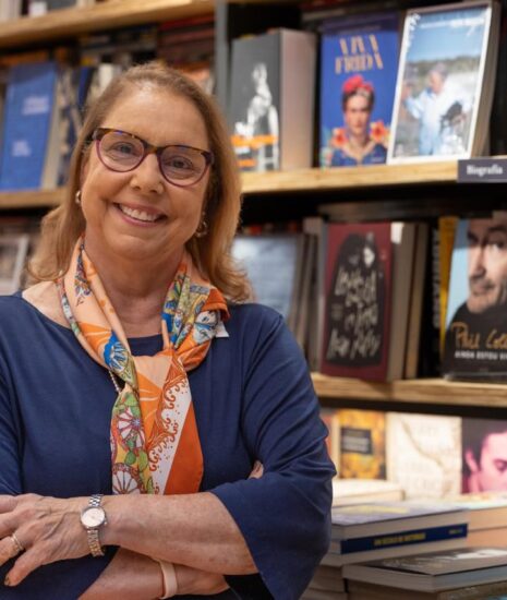 Jornalista e autora Vera Íris Paternostro lança livro no Recife (Crédito: Divulgação)