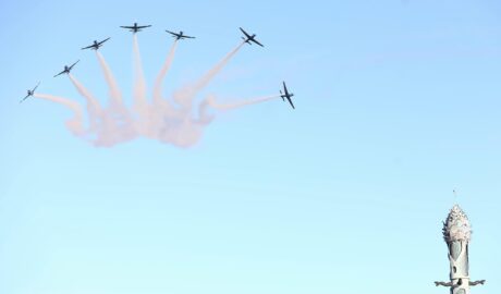 Esquadrilha da Fumaça no Bairro do Recife (Crédito: Hélia Scheppa/Arquivo PCR)