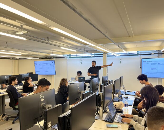 Estudantes da UFPE e UPE chegam à 10ª semana da formação empreendedora no Porto Digital Caruaru e realizam rodada de pitches (Crédito: Porto Digital)